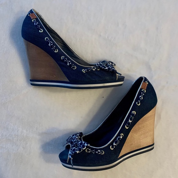 Navy Coach Wedges with Bows - Picture 2 of 11